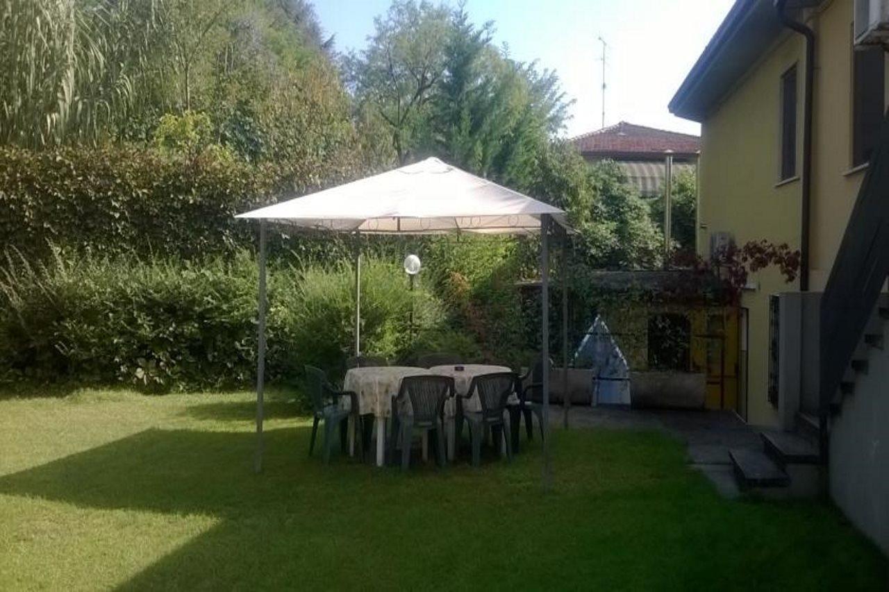 Hotel La Passeggiata Desenzano del Garda Exteriör bild
