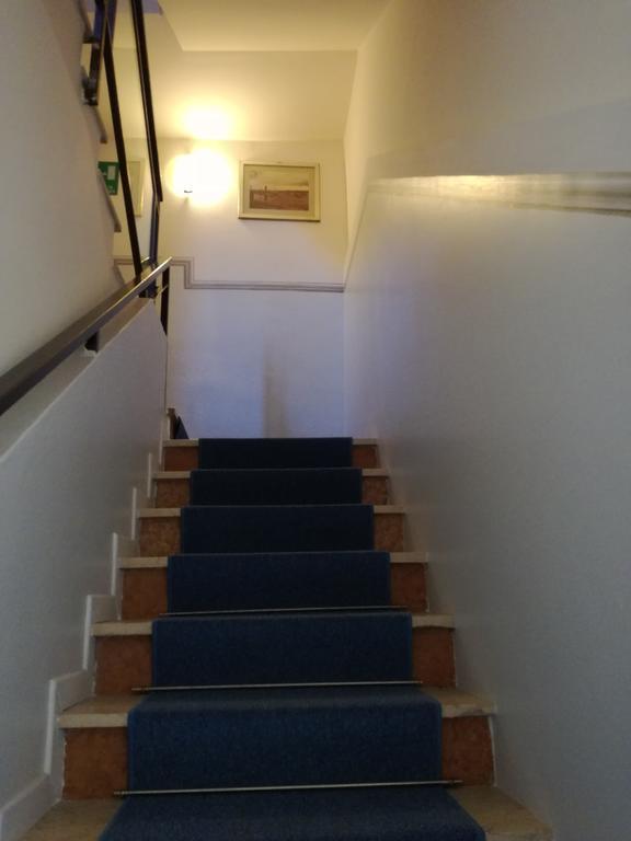 Hotel La Passeggiata Desenzano del Garda Exteriör bild