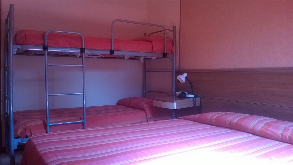 Hotel La Passeggiata Desenzano del Garda Exteriör bild